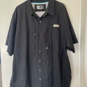 Relaxed fit with mesh